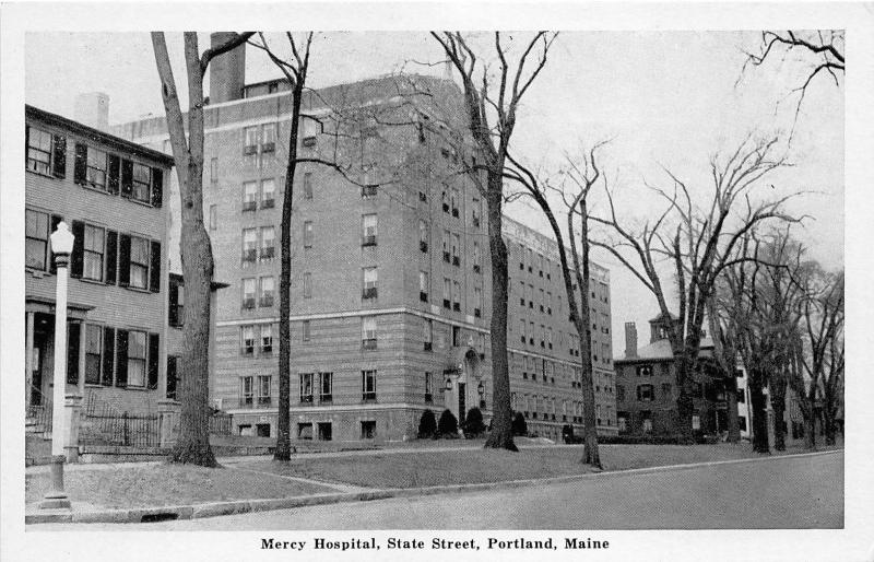 Portland Maine~State Street~Mercy Hospital~Houses Bknd~Bare Trees~1940s News Pc