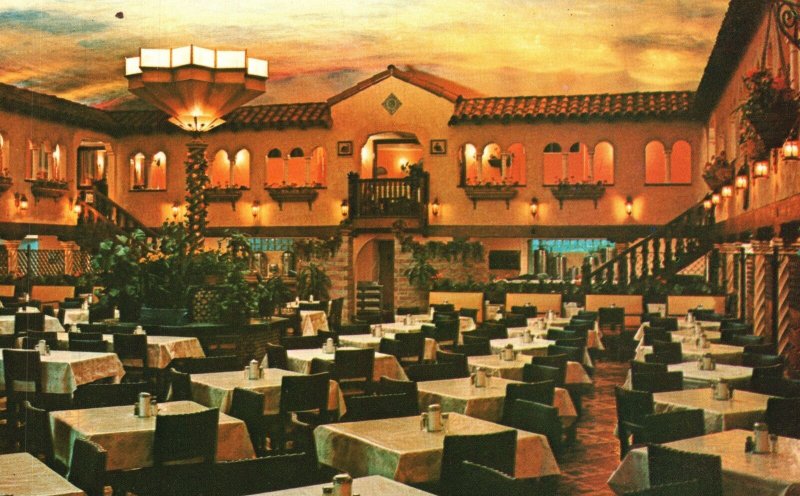 Postcard Tramor Largest Finest Cafeteria In The Heart Of St. Petersburg Florida