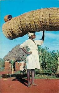 Haiti, Basket Vendor, Ti-Tantine, Furcy, Kenscoff, Dexter Color No. 72596