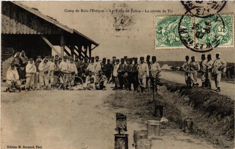 CPA Camp de Bois-l'Eveque - Le Poste de Police - La corvée de Tir (386475)