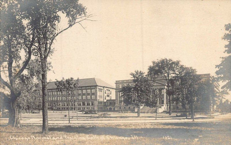 CHICAGO ILLINOIS~NORMAL & TRAINING COLLEGE~1910s CHILDS REAL PHOTO POSTCARD