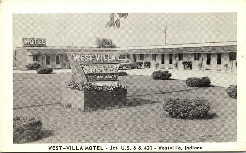 Postcard IN Westville West - Villa Motel Routes 6 & 421 Classic Car C.1950 M17