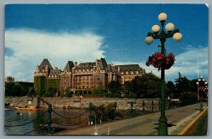 Postcard Victoria BC c1960s Empress Hotel Hanging Flower Baskets