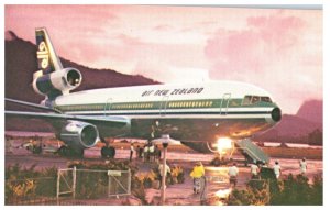 Air New Zealand Dc 10 Series 30 Airline Issued Airplane Postcard