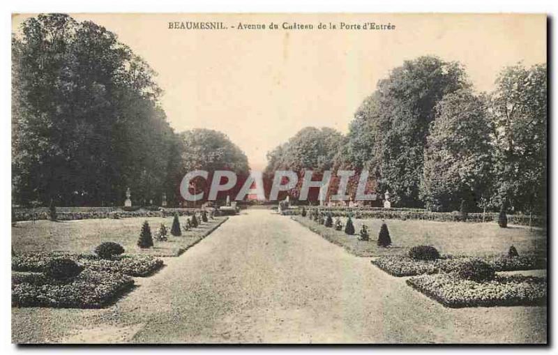 Postcard Old Beaumesnil Avenue du Chateau de la Porte d'Entree