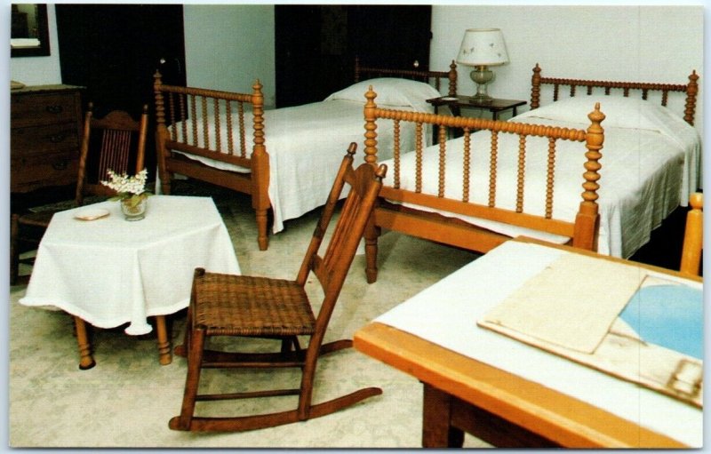 Postcard - Guest Bedroom, Roosevelt Campobello International Park - Canada 