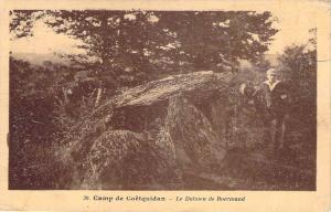 56 - Camp de Coëtquidan - Le Dolmen de Roermand