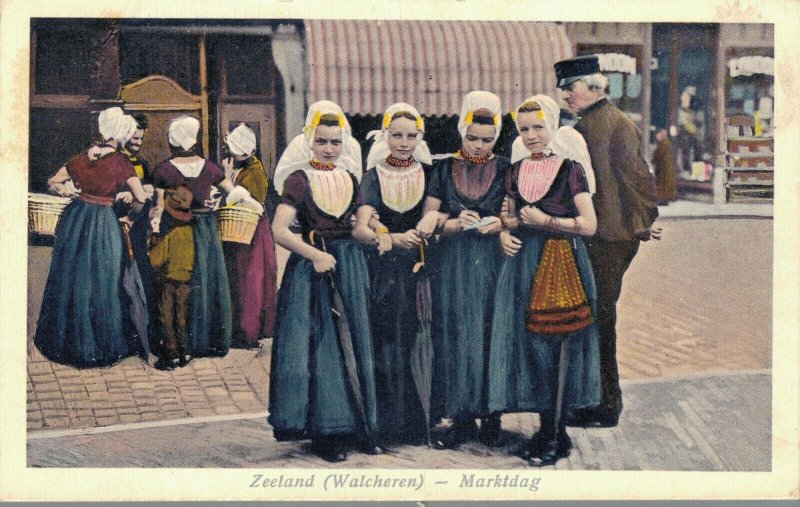 Netherlands Zeeland Walcheren Marktdag Girls Traditional Clothing 06.19