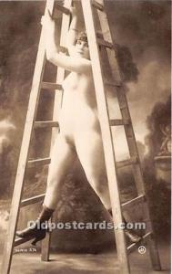 Reproduction Nude Post Card Unused 