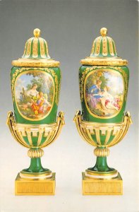 Pair Of Covered Ornamental Vases, The Art Institute Of Chicago  