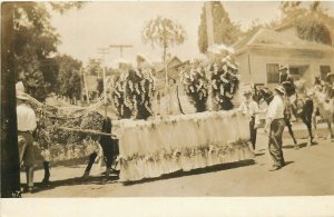 Postcard RPPC C-1910 California Grass Valley Parade Float people CA24-3459