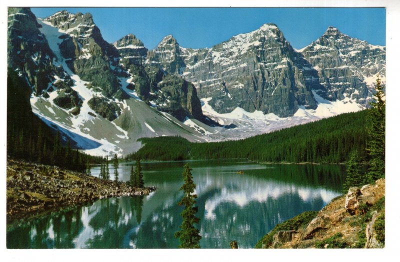 Moraine Lake, Valley of the Ten Peaks, Banff Park, Alberta