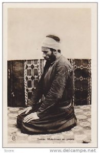 RP: Syrie. Musulman en priere , 1910-30s