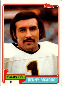 1981 Topps Football Card Benny Ricardo New Orleans Saints sk60457