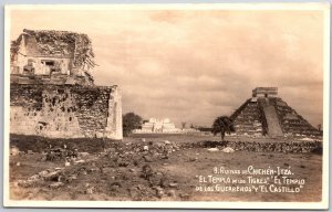 Ruinas De Chicken-Itza El Templo De Los Tigres Guereros Y El Castillo Postcard