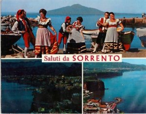 VINTAGE POSTCARD GREETINGS FROM SORRENTO ITALY OVERLOOKING THE BAY OF NAPLES