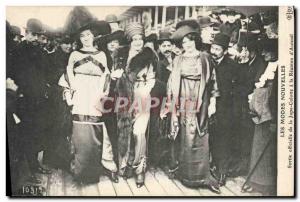 Postcard Old Fashion Female Headdress official of the pants skirt out at the ...