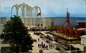 USA Seattle World's Fair Washington US Science Exhibit Chrome Postcard 09.98