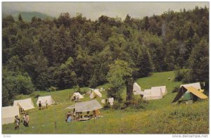 Camp at TSOONA Girl Guide Campsite , ROSEDALE , B.C. , Canada , 40-60s