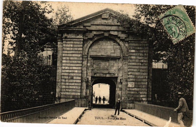 CPA Toul - Porte de Metz (187687)