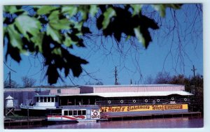 HENDERSON, Louisiana LA ~ PAT HUVAL'S RESTAURANT Fisherman's Wharf  Postcard