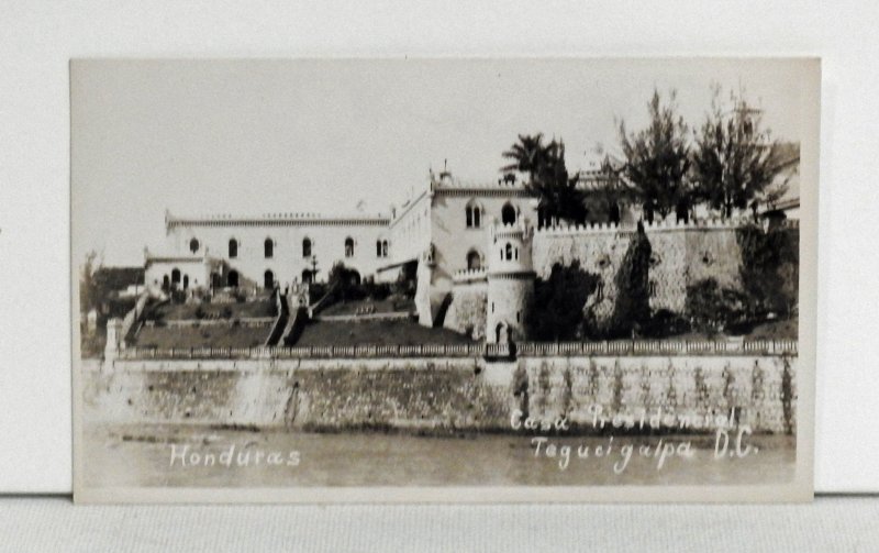 Honduras - Casa Presidencial, Tegucigalpa, D. C. - Postcard