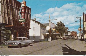 CAP CHAT , Quebec , Canada , PU-1984 ; rue Notre-Dame