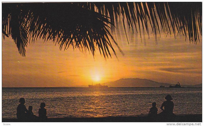 Ships in Distance, Peopel Watch the Golden Sunset of Manila Bay, Manila, Phil...