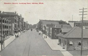 ADRIAN , Michigan , 1914 ; Maumee Street