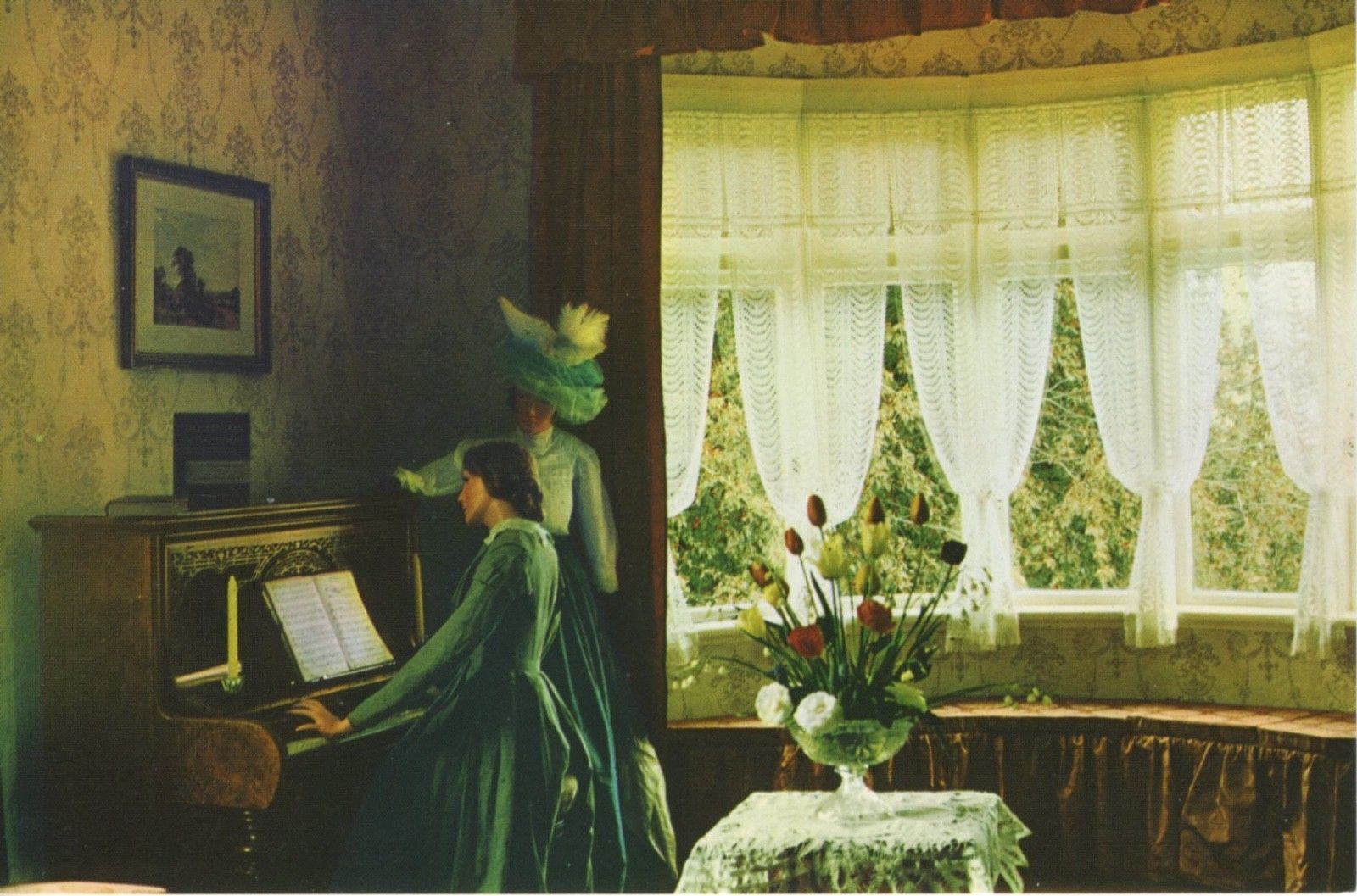 drawing-room-colonel-s-house-walter-peak-station-queenstown-nz-postcard