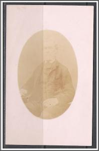 Oval Portrait of Man - [MX-285]
