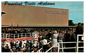 Alabama President Kennedy  visits Muscle Shoals