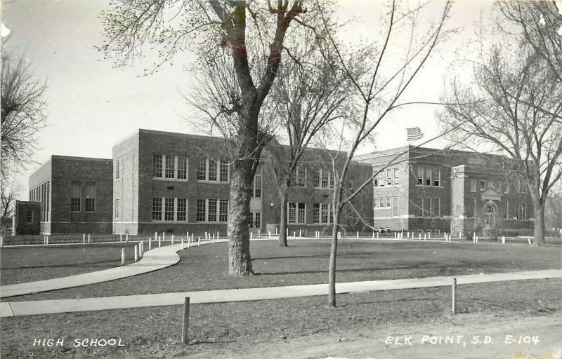 RPPC Postcard; High School, Elk Point SD Union County, LL Cook Co. E-104