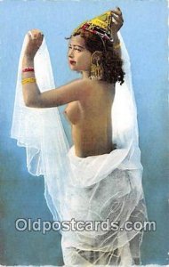 Scenes and Types d'Afrique du NordDanseuse au Voile Arab Nude Postcard