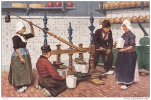 NOORD-HOLLAND, Netherlands, 1900-1910's; Kaasmakerij, Making Cheese