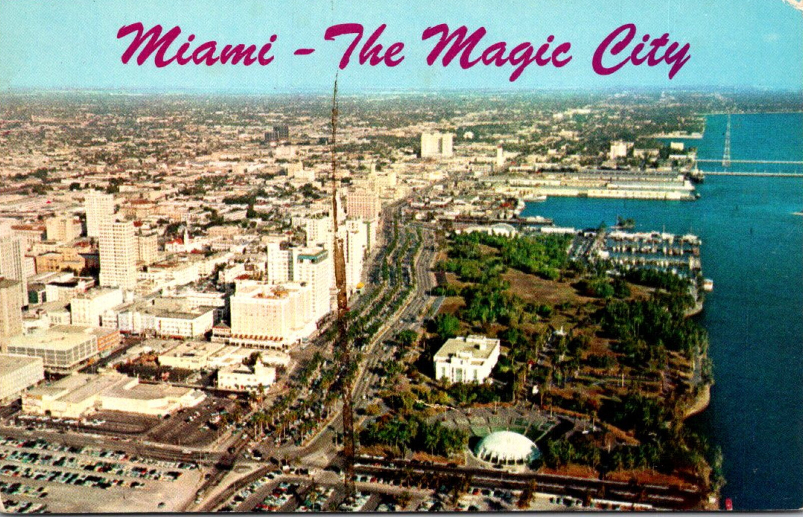 POSTCARD UNUSED FLORIDA, MIAMI- MIAMI IS KNOWN AS THE MAGIC CITY