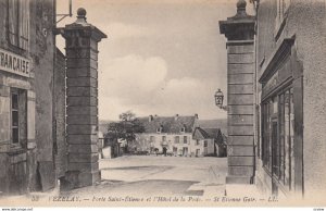 VEZELAY , Yonne, France, 00-10s ; Porte Saint-Etienne et l'Hotel de la Poste