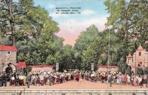 ST LOUIS, MO  Missouri    FOREST PARK-Crowded Municipal Theatre    1943 Postcard