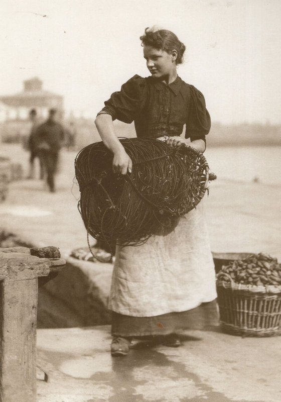 Whitby Victorian Fishing Fishergirl Frank Sutcliffe Postcard