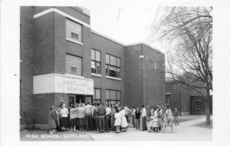 Scotland South Dakota~High School~Students Crowd Around Entrance~1950s RPPC