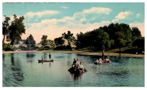 Connecticut   Hartford  , Riverside Park , The Wading Pool