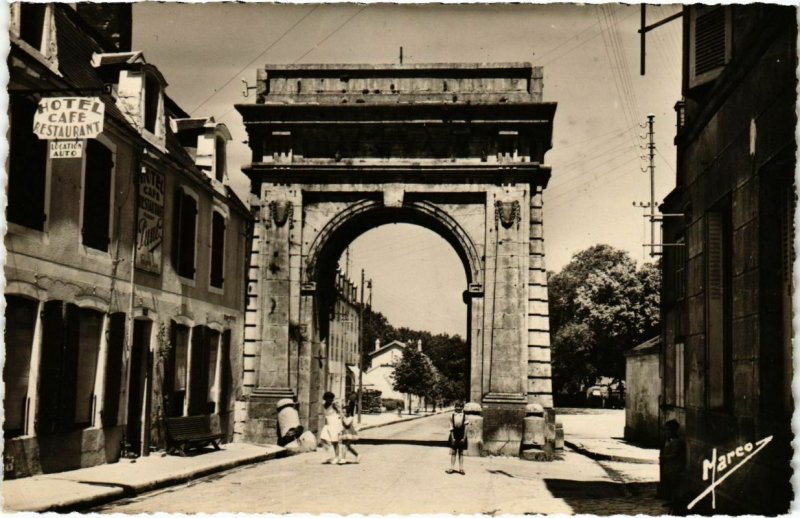 CPA Chatillon-sur-Seine - La porte de Paris (103288)