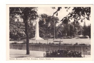 Soldiers Memorial And Park, Brampton, Ontario, Vintage 1952 PECO Postcard