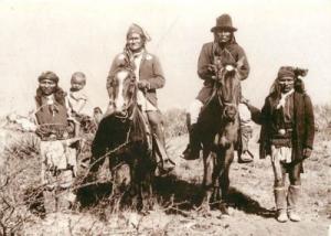 Geronimo and Warriors in 1886 ? Modern Postcard #2