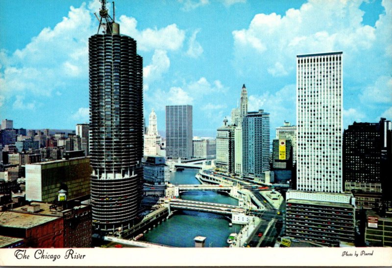 Illinois Chicago View Of Chicago River