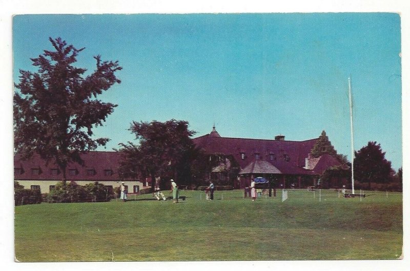 Postcard Michigan MI Golfers First Hole Cascade Hills Country Club Grand Rapids