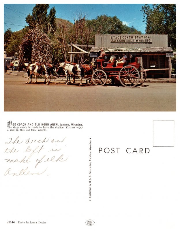 Stage Coach and Elk Horn Arch, Jackson, Wyoming (8268)