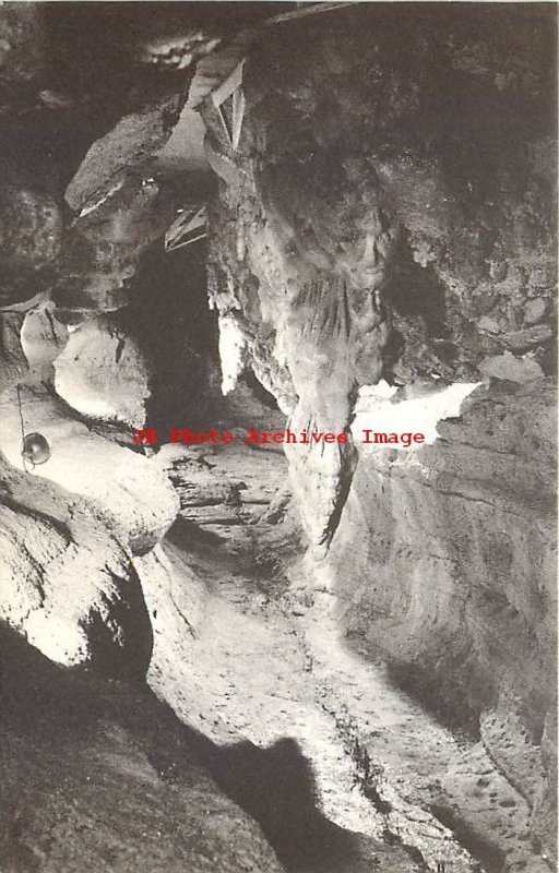 7 Postcards, Blue Mounds, Wisconsin, Cave of the Mounds, Various Scenes