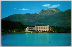 Vtg Banff Alberta Canada C.P.R. Chateau Louise Hotel 1960s View Postcard