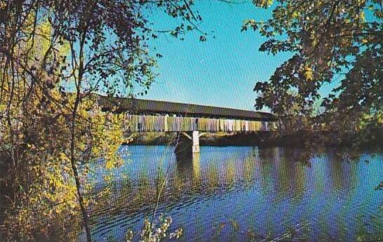 Covered Bridge One Of Vermonts Interesting And Charming Features Vermont